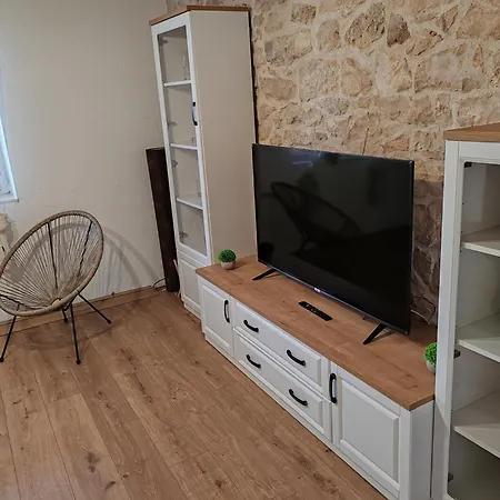 Simun&jakov Apartman Drinovci