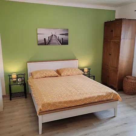 Simun&jakov Apartman *