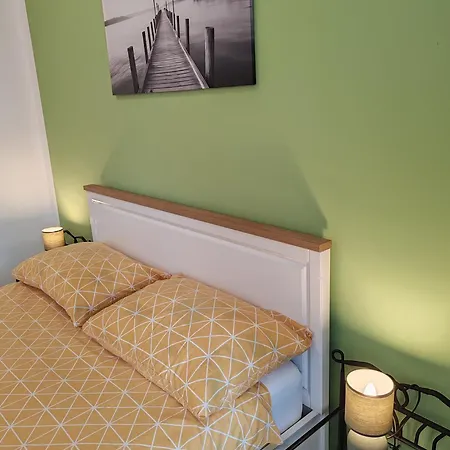 Simun&jakov Apartman *