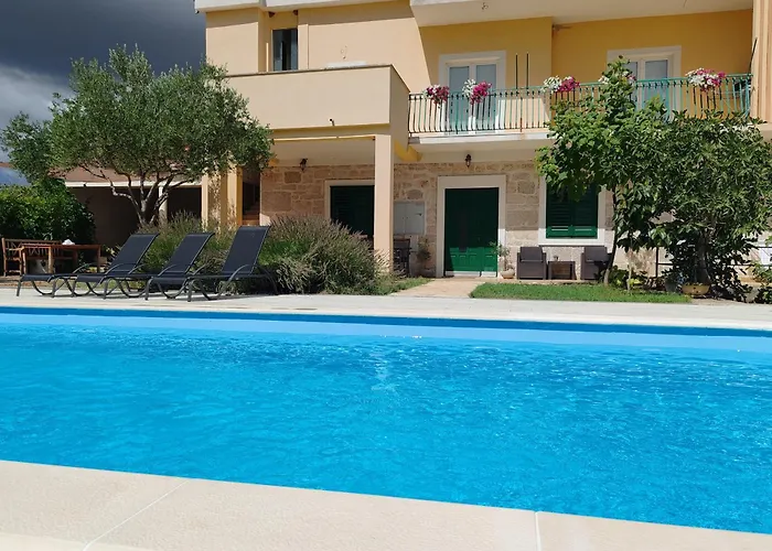 Simun&jakov דירה Drinovci